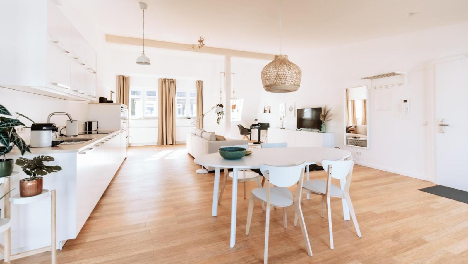 Deichstadt Apartments Нойвиед Екстериор снимка